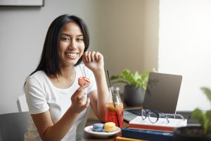 Ilustrasi makan sehat