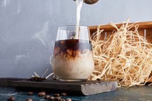Ilustrasi latte susu kambing