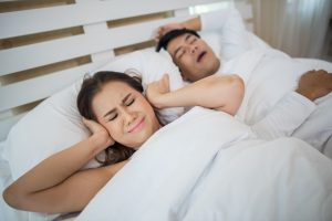 (Ilustrasi mendengkur pada saat tidur, sumber : freepik)