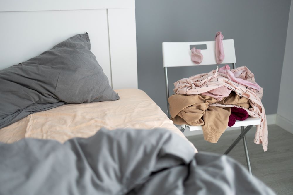 Penyebab Kamar Kos Lembap