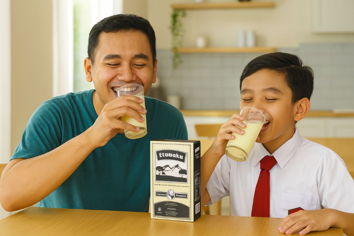 Bapak dan Anak Minum Etawaku Platinum